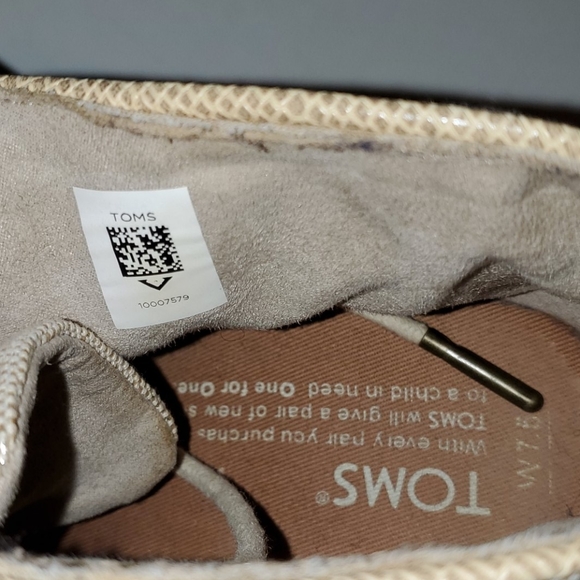 Toms Women's 7.5 tan sparkle ✨ cork wedge shoes - Picture 4 of 5